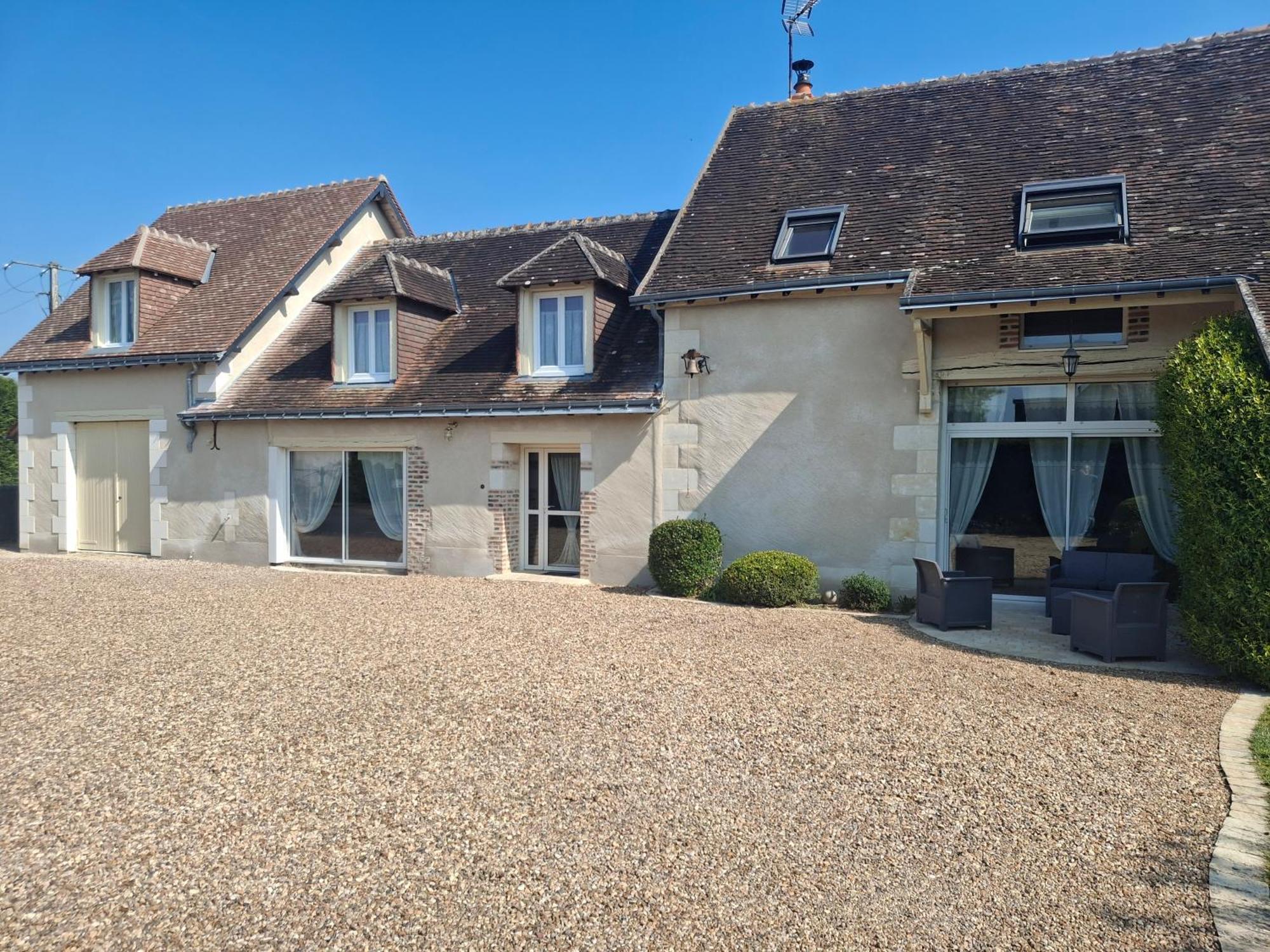 Les Jarrieres Bed and Breakfast Dame-Marie-les-Bois Eksteriør billede