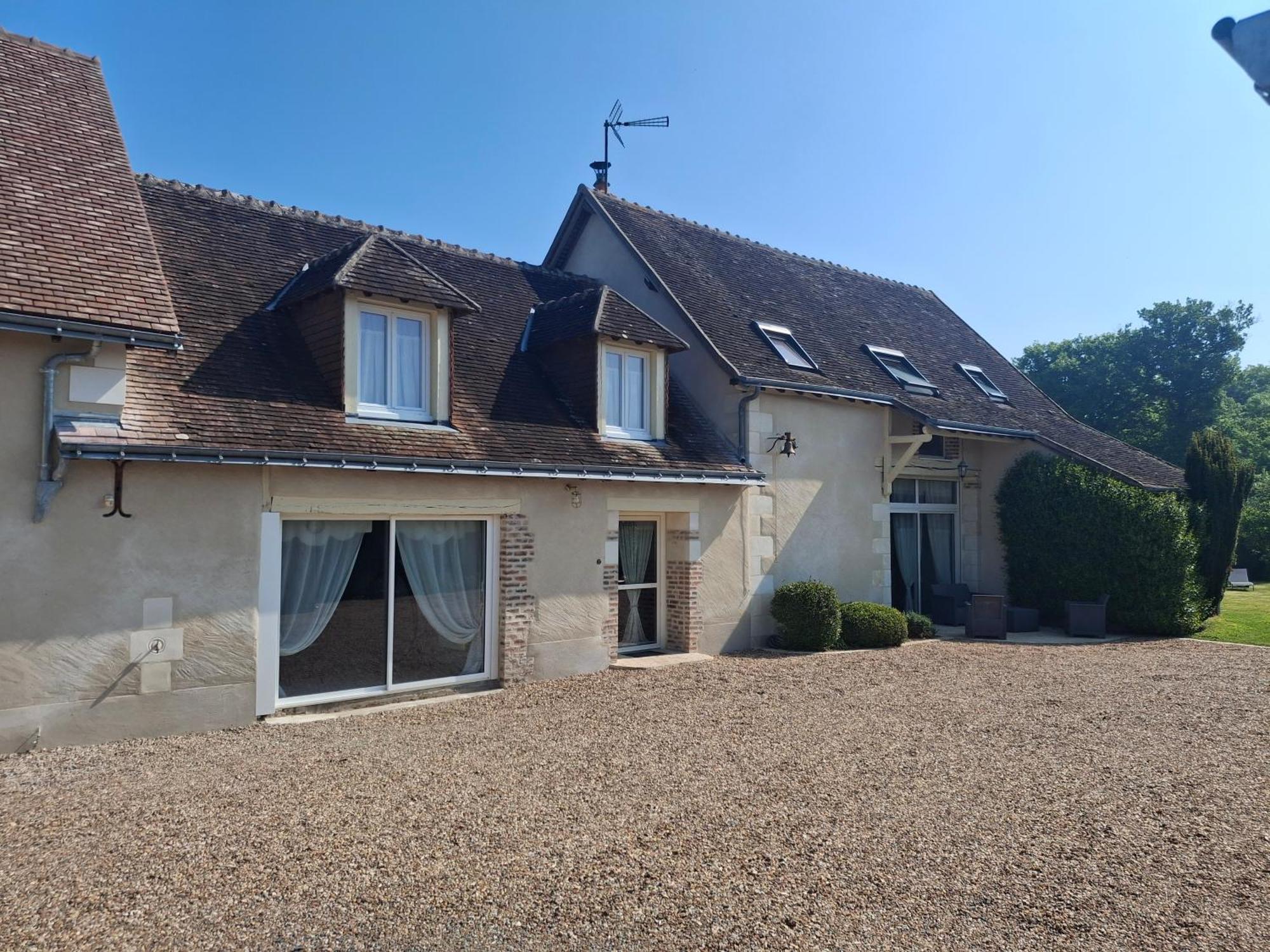 Les Jarrieres Bed and Breakfast Dame-Marie-les-Bois Eksteriør billede